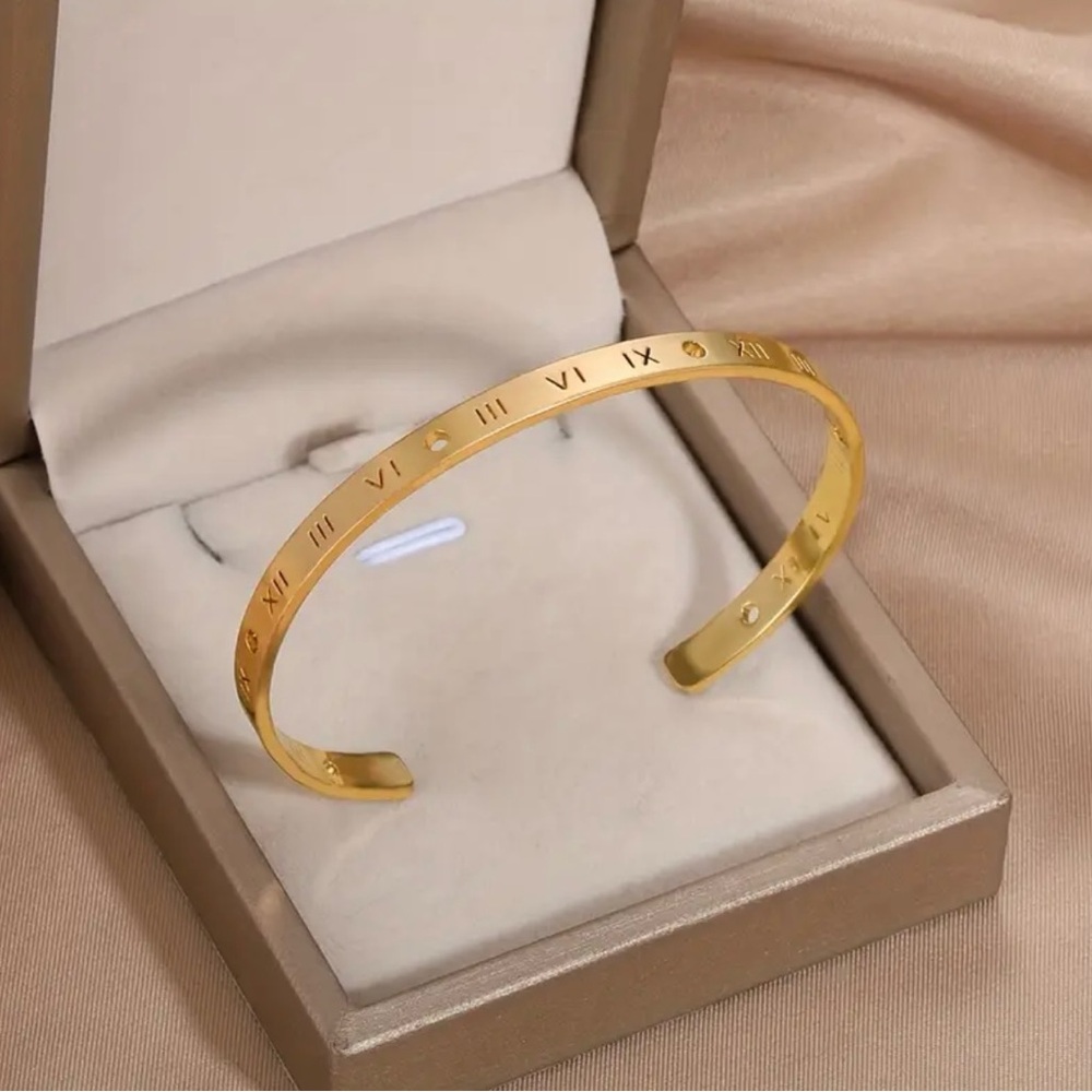 Gold tone Roman Numeral Bangle/cuff Bracelet
